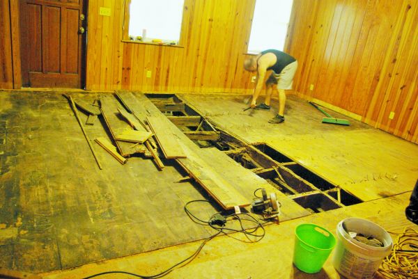 Subfloor Demolition in Mechanicsburg
